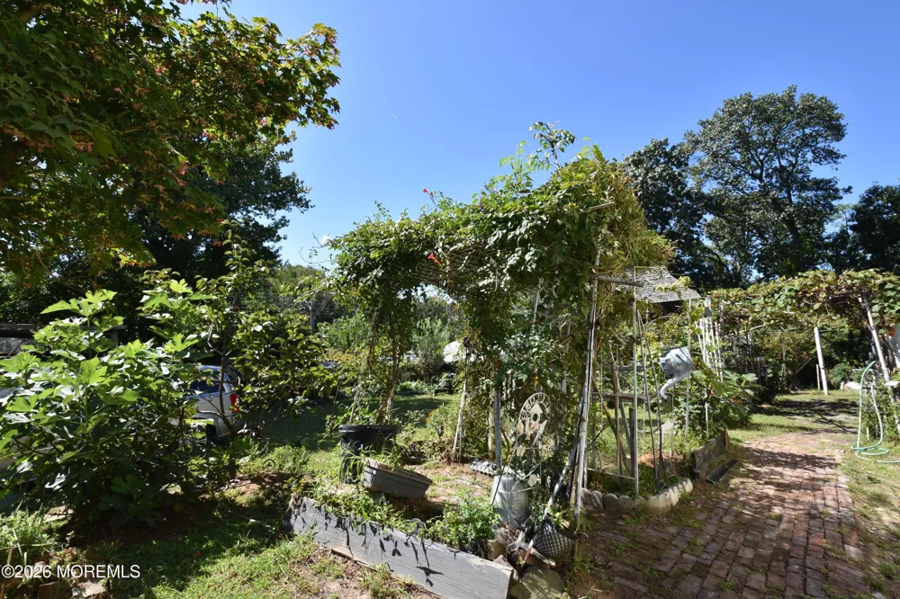 636 Holmdel Road Hazlet, NJ 07730