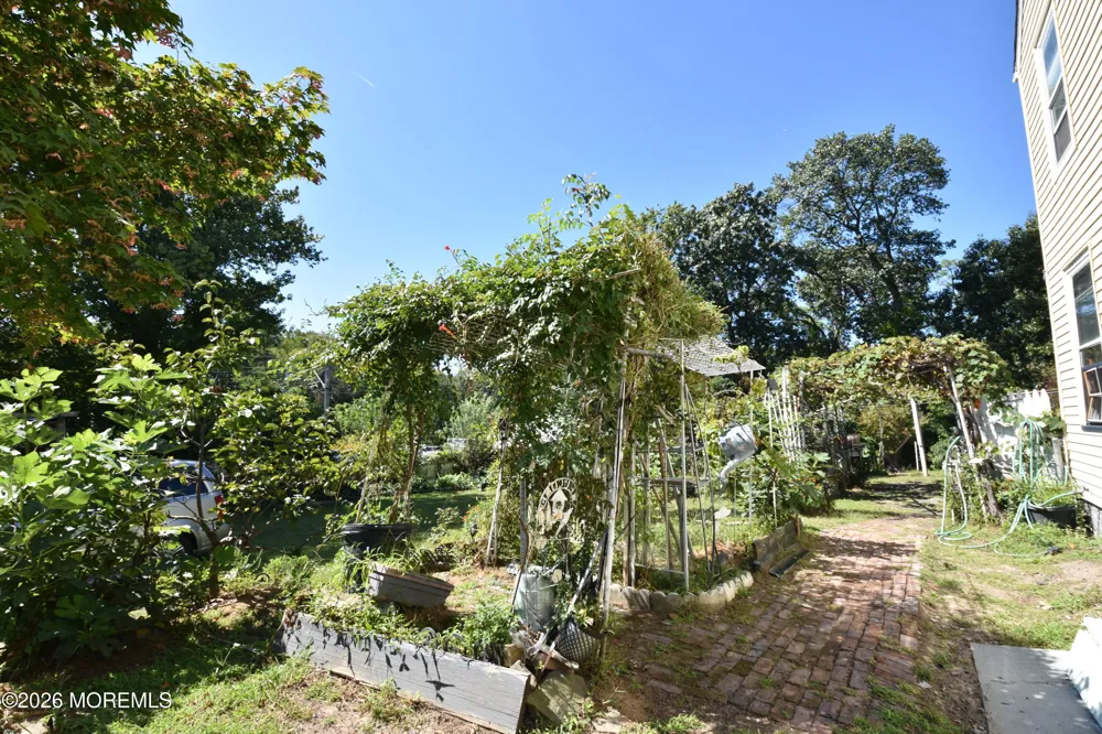 636 Holmdel Road Hazlet, NJ 07730
