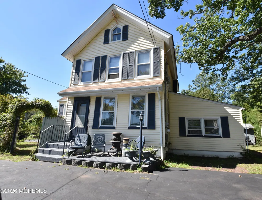 636 Holmdel Road Hazlet, NJ 07730
