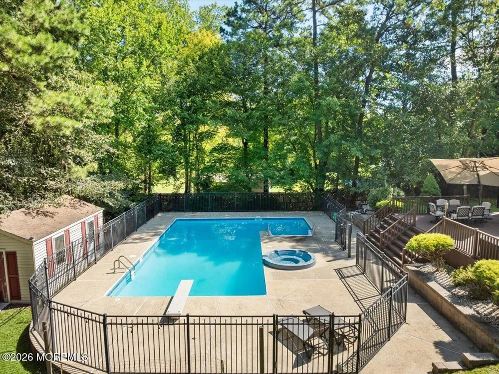 47 Cottonwood Drive Jackson, NJ 08527