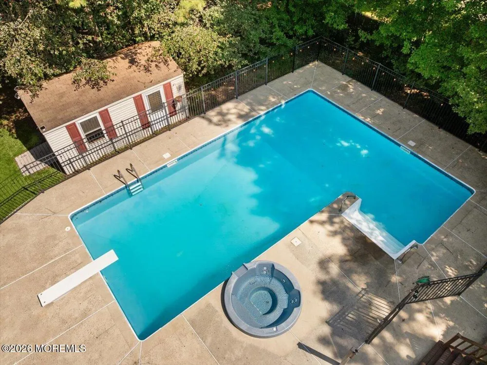 47 Cottonwood Drive Jackson, NJ 08527