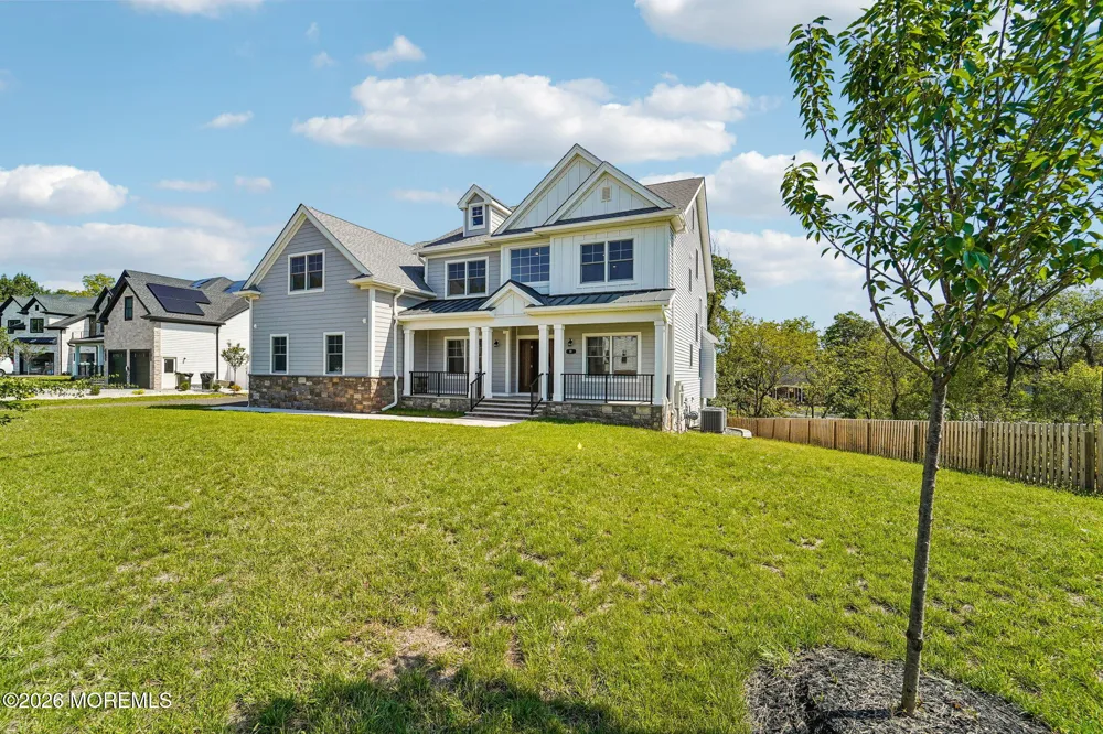 11 Scarlet Drive Piscataway, NJ 08854