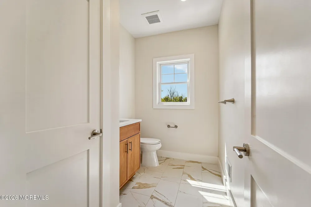 11 Scarlet Drive Piscataway, NJ 08854