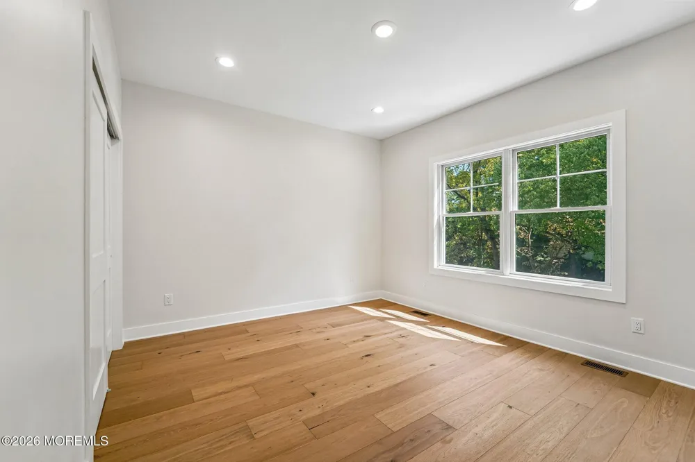 11 Scarlet Drive Piscataway, NJ 08854