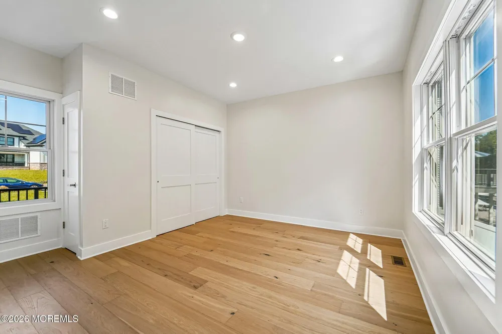 11 Scarlet Drive Piscataway, NJ 08854