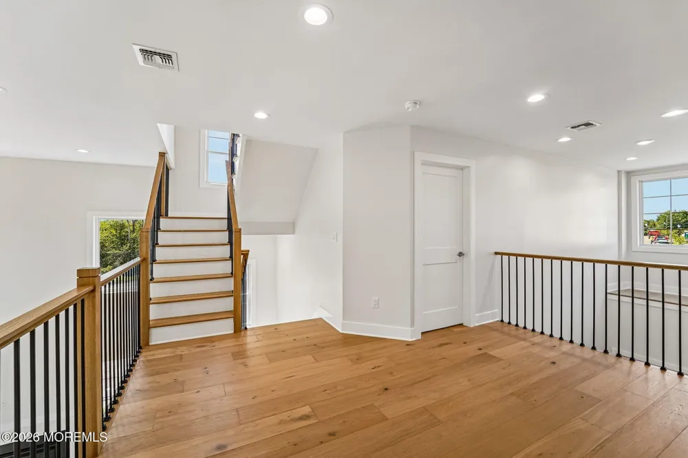 11 Scarlet Drive Piscataway, NJ 08854