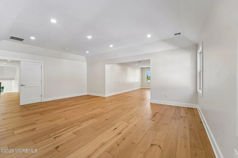 11 Scarlet Drive Piscataway, NJ 08854