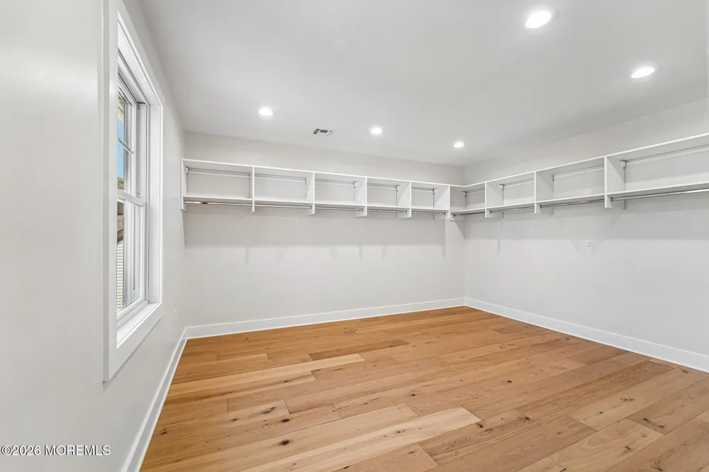 11 Scarlet Drive Piscataway, NJ 08854