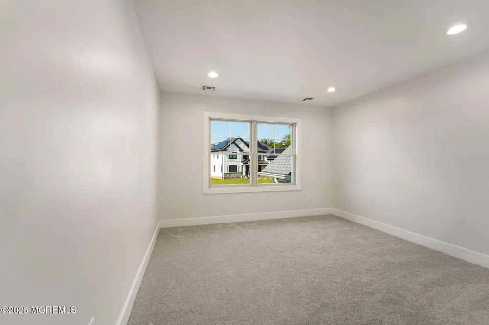 11 Scarlet Drive Piscataway, NJ 08854