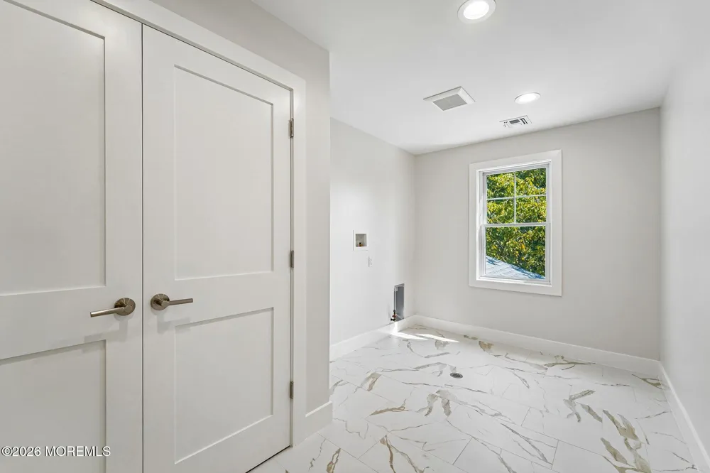 11 Scarlet Drive Piscataway, NJ 08854