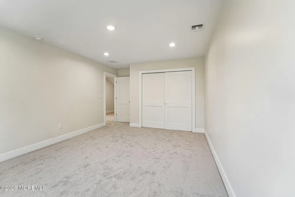 11 Scarlet Drive Piscataway, NJ 08854