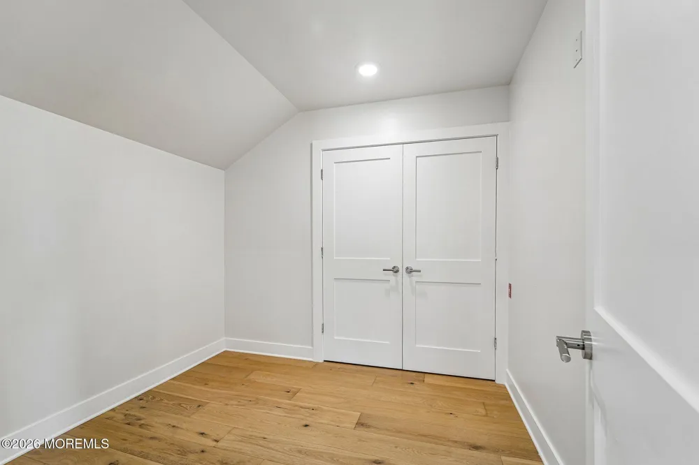 11 Scarlet Drive Piscataway, NJ 08854