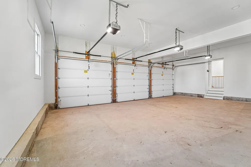 11 Scarlet Drive Piscataway, NJ 08854