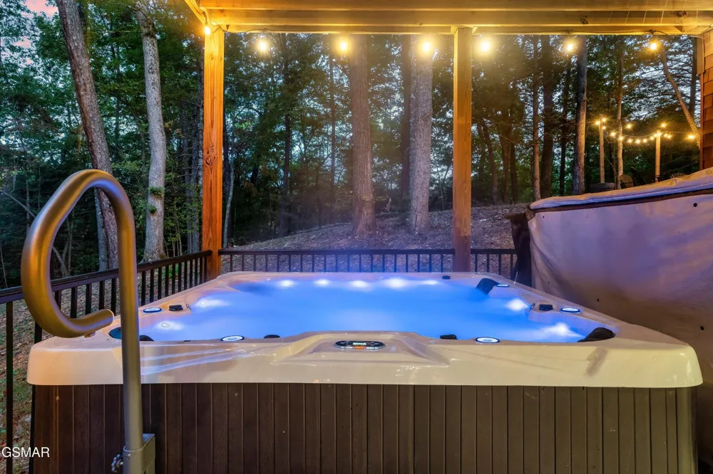 1325 Harmony Way Sevierville, TN 37876