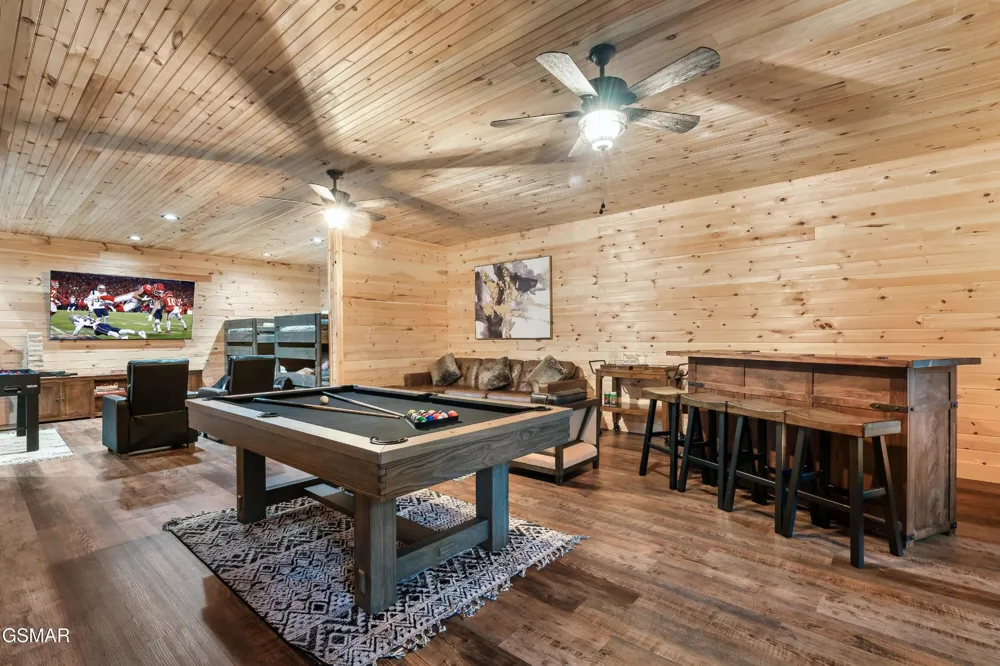 1325 Harmony Way Sevierville, TN 37876