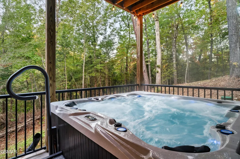 1325 Harmony Way Sevierville, TN 37876