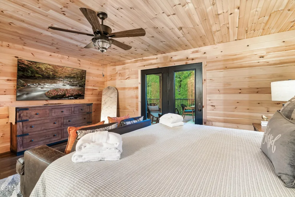 1325 Harmony Way Sevierville, TN 37876