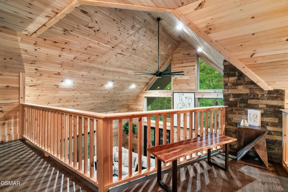1325 Harmony Way Sevierville, TN 37876