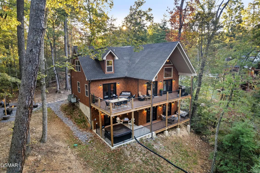 1325 Harmony Way Sevierville, TN 37876