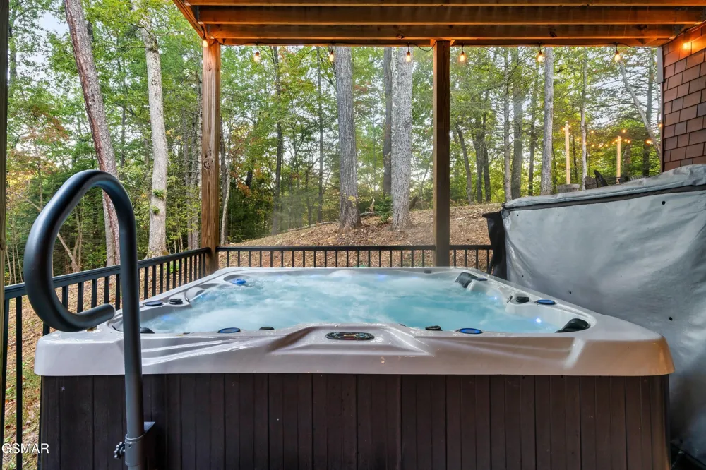 1325 Harmony Way Sevierville, TN 37876