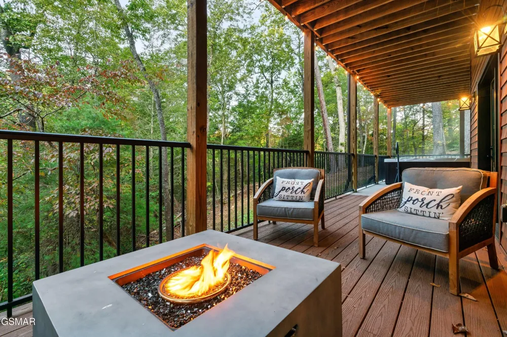 1325 Harmony Way Sevierville, TN 37876