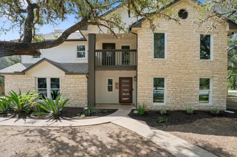215 Dewberry Cove