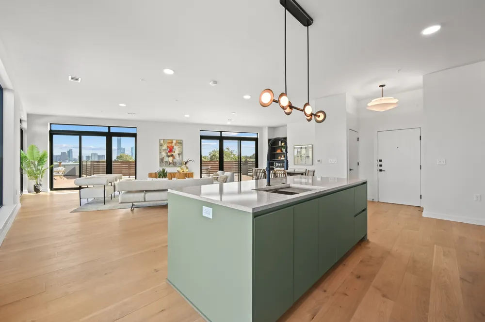 2209 S 1st Street #401 Austin, TX 78704
