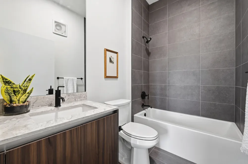 2209 S 1st Street #401 Austin, TX 78704