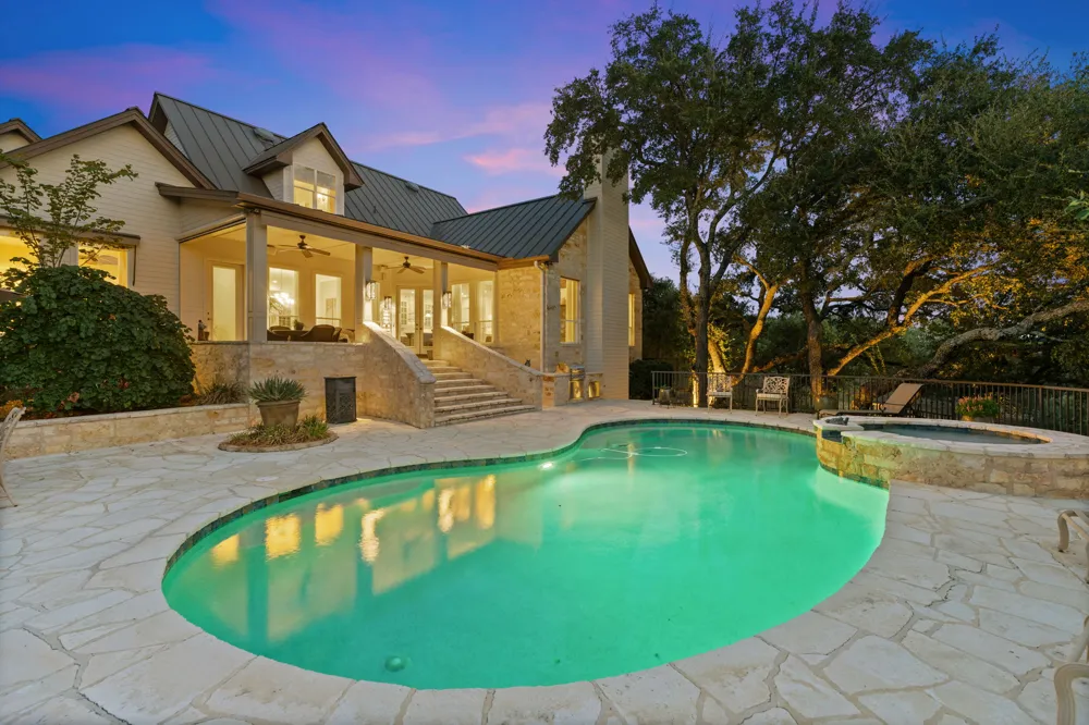 101 Diamond Hill Horseshoe Bay, TX 78657
