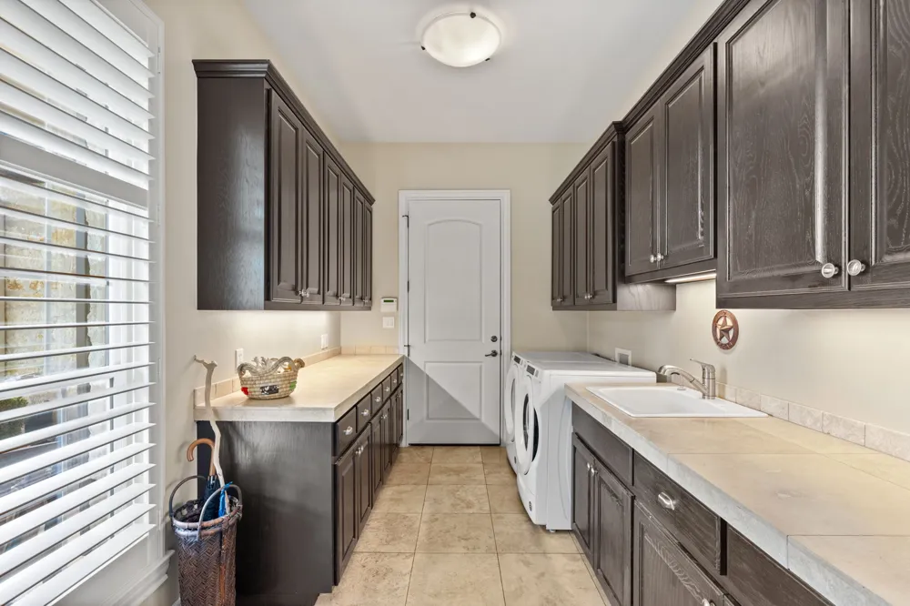 101 Diamond Hill Horseshoe Bay, TX 78657