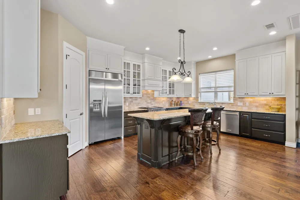 101 Diamond Hill Horseshoe Bay, TX 78657