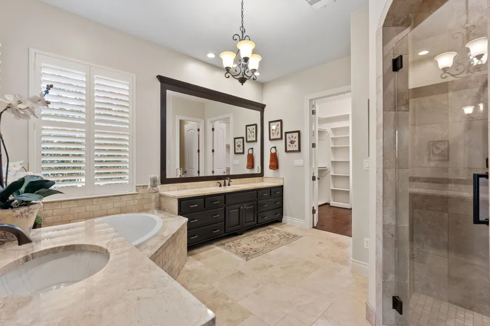 101 Diamond Hill Horseshoe Bay, TX 78657