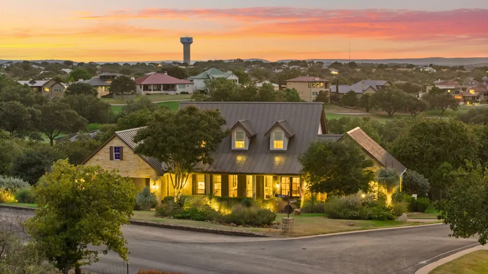 101 Diamond Hill Horseshoe Bay, TX 78657