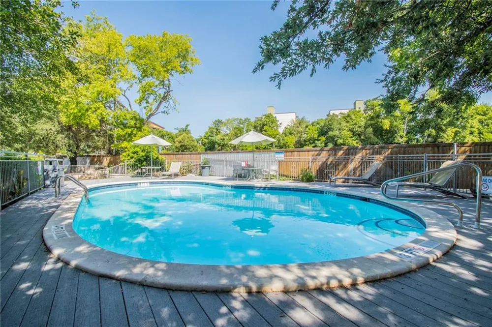3204 Manchaca Road #302 Austin, TX 78704
