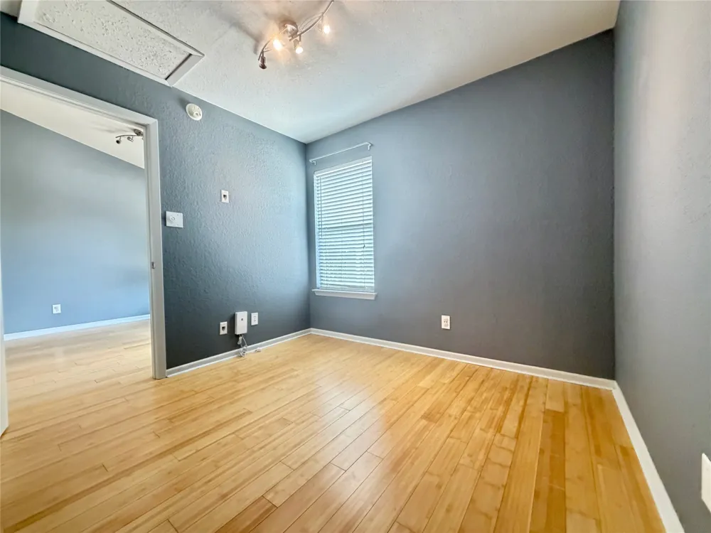 3204 Manchaca Road #302 Austin, TX 78704