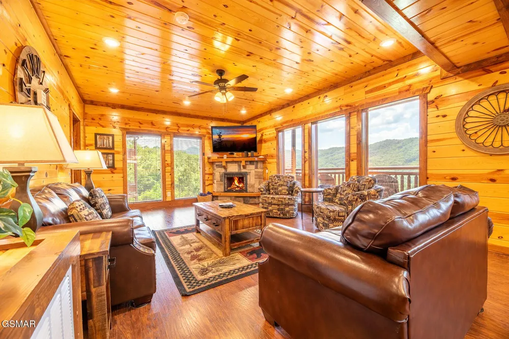 927 Street Of Dreams Way Gatlinburg, TN 37738