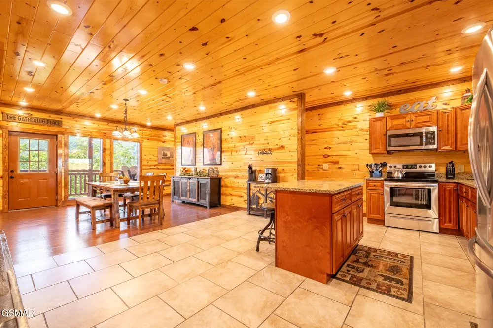 927 Street Of Dreams Way Gatlinburg, TN 37738
