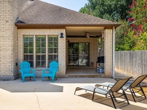 5210 Crooked Oak Cove