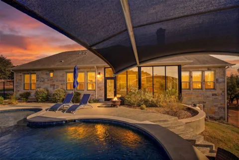 128 Tuscany Way