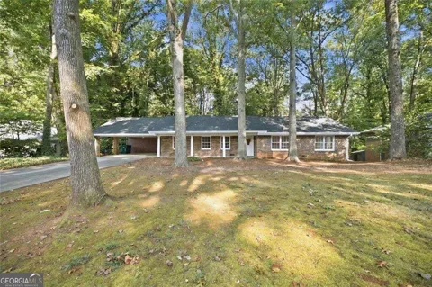 3924 Menlo DR