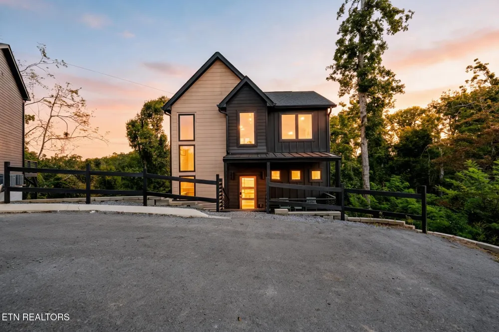 1259 Reedmont Way Sevierville, TN 37876