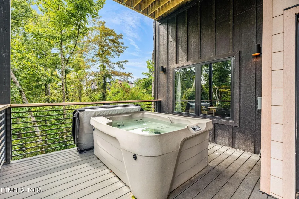 1259 Reedmont Way Sevierville, TN 37876