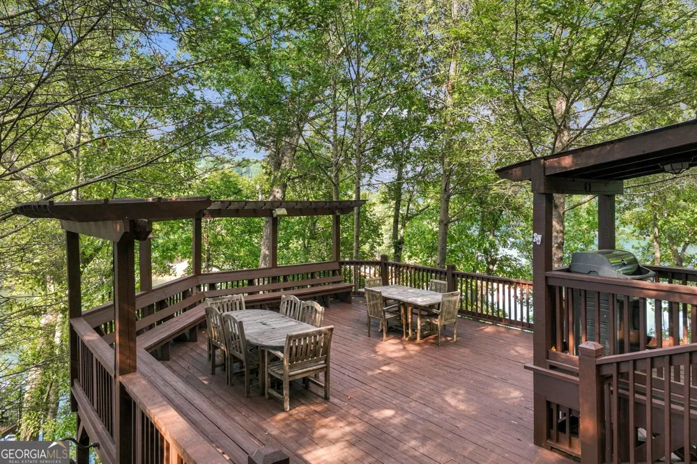 319 Chestatee View DR Dawsonville, GA 30534