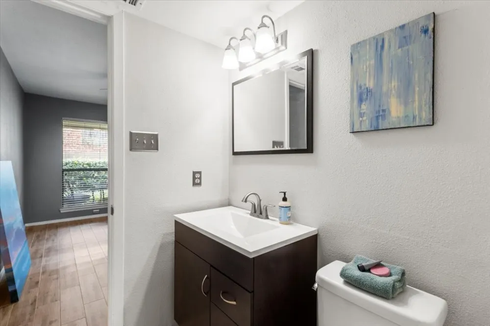 3801 Menchaca Road #42 Austin, TX 78704