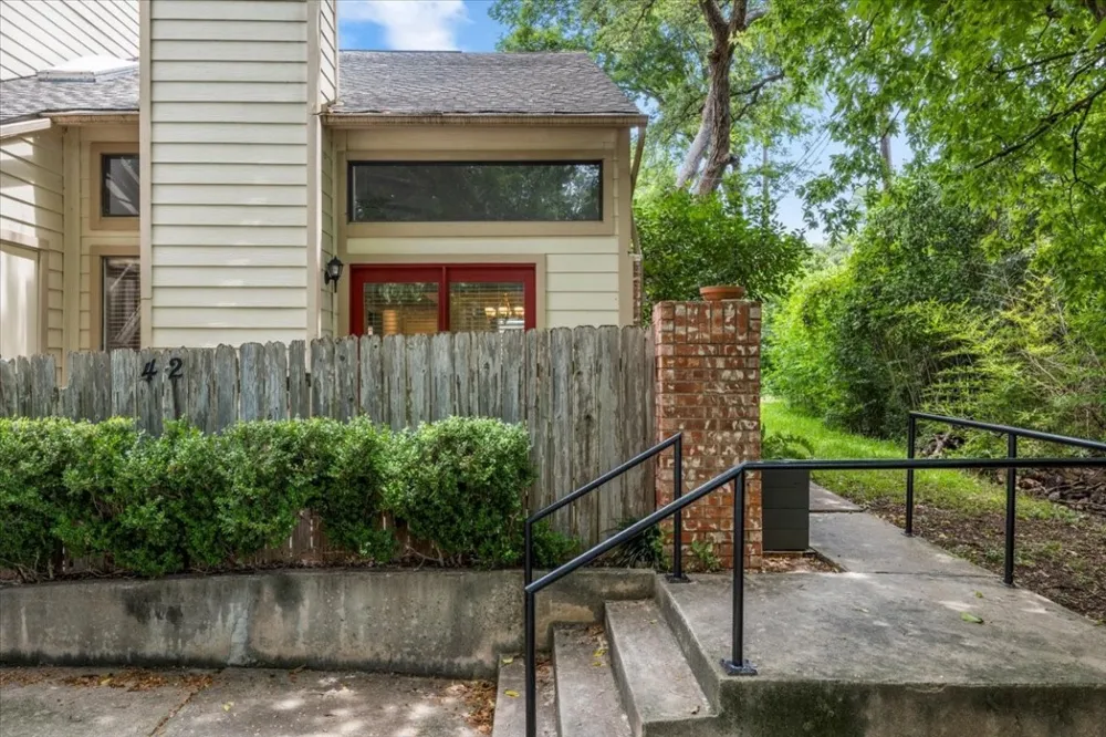 3801 Menchaca Road #42 Austin, TX 78704