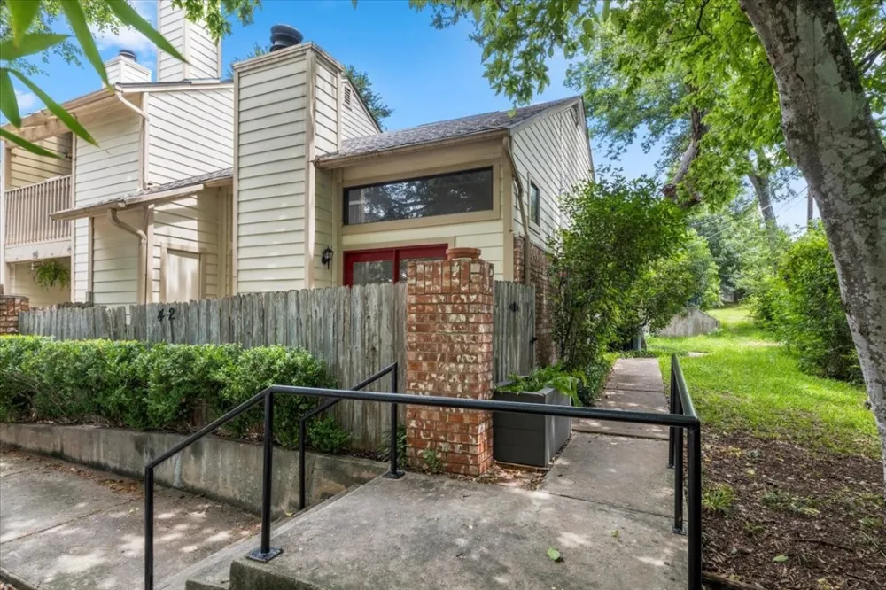 3801 Menchaca Road #42 Austin, TX 78704