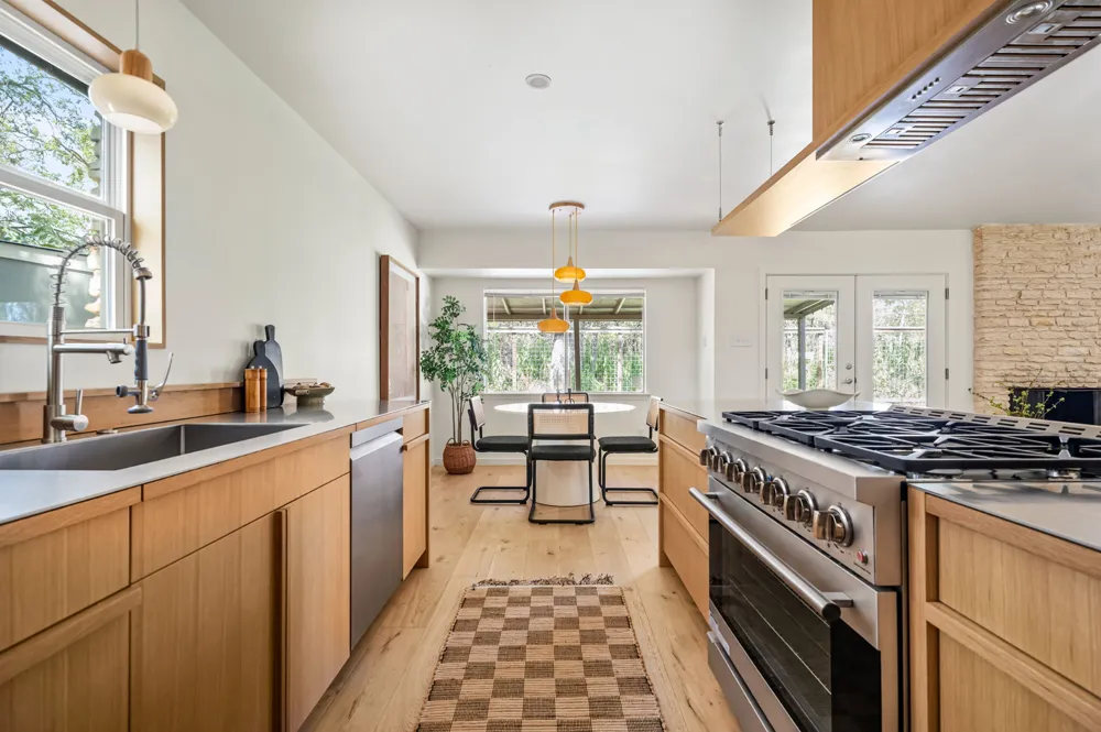 7308 Eganhill Drive Austin, TX 78745