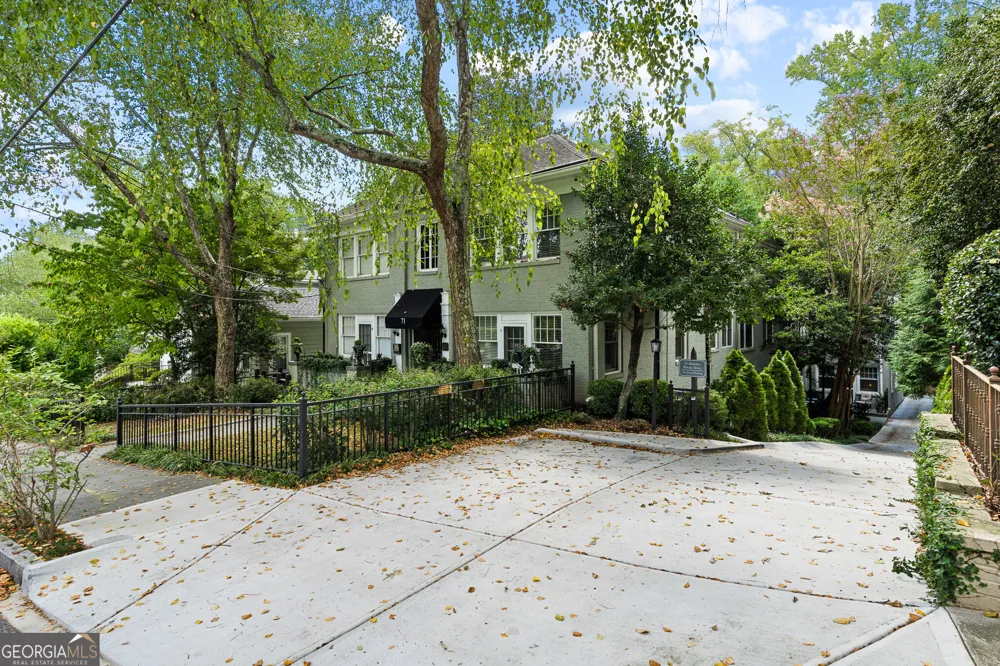 71 Maddox DR NE Atlanta, GA 30309