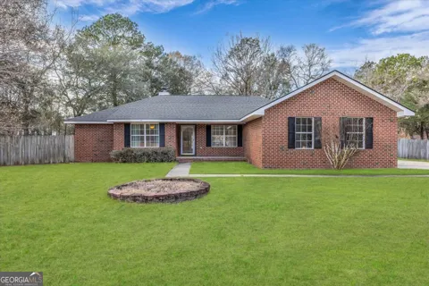 153 Hughes DR