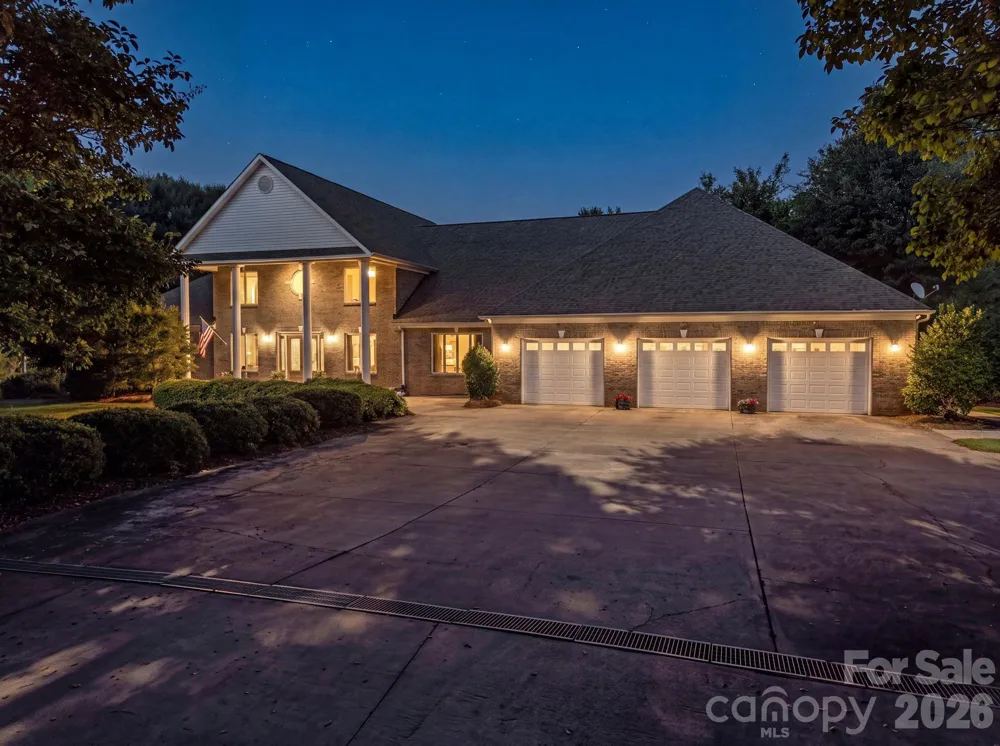 2159 Mingus Lane York, SC 29745